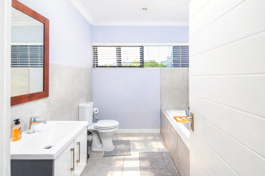 4 Bedroom Property for Sale in Leloko North West